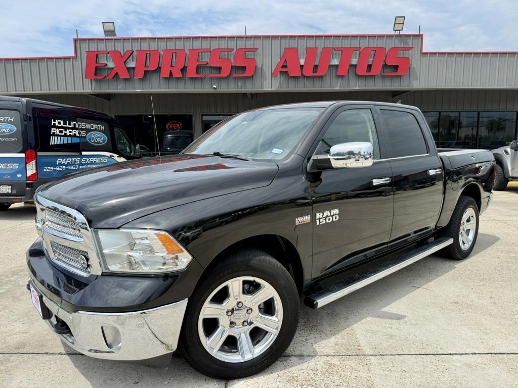 RAM 1500 Lone Star Silver 4x2 Crew Cab 5'7" Box 2018