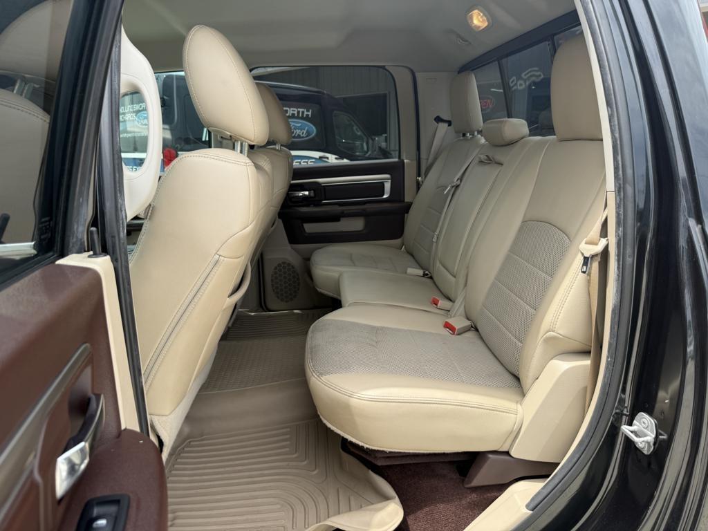 RAM 1500 Lone Star Silver 4x2 Crew Cab 5'7" Box 2018