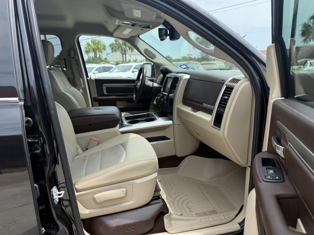 RAM 1500 Lone Star Silver 4x2 Crew Cab 5'7" Box 2018