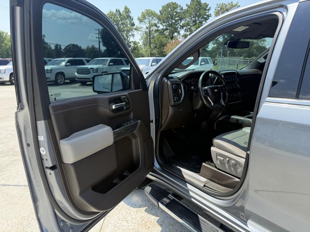 Chevrolet Silverado 1500 2WD Double Cab 147" LTZ 2019