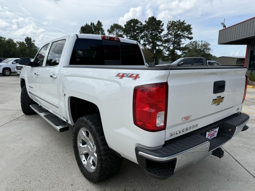 Chevrolet Silverado 1500 4WD Crew Cab 143.5" LTZ w/1LZ 2017