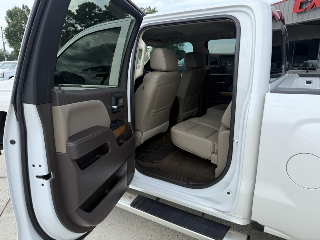 Chevrolet Silverado 1500 4WD Crew Cab 143.5" LTZ w/1LZ 2017