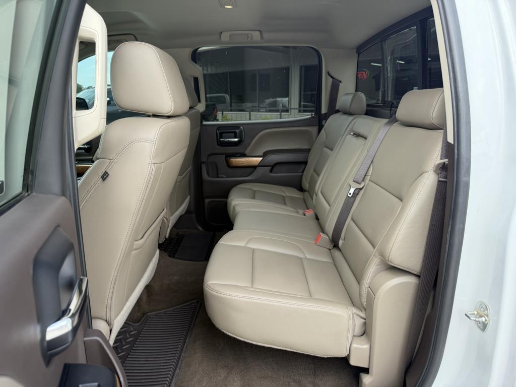 Chevrolet Silverado 1500 4WD Crew Cab 143.5" LTZ w/1LZ 2017