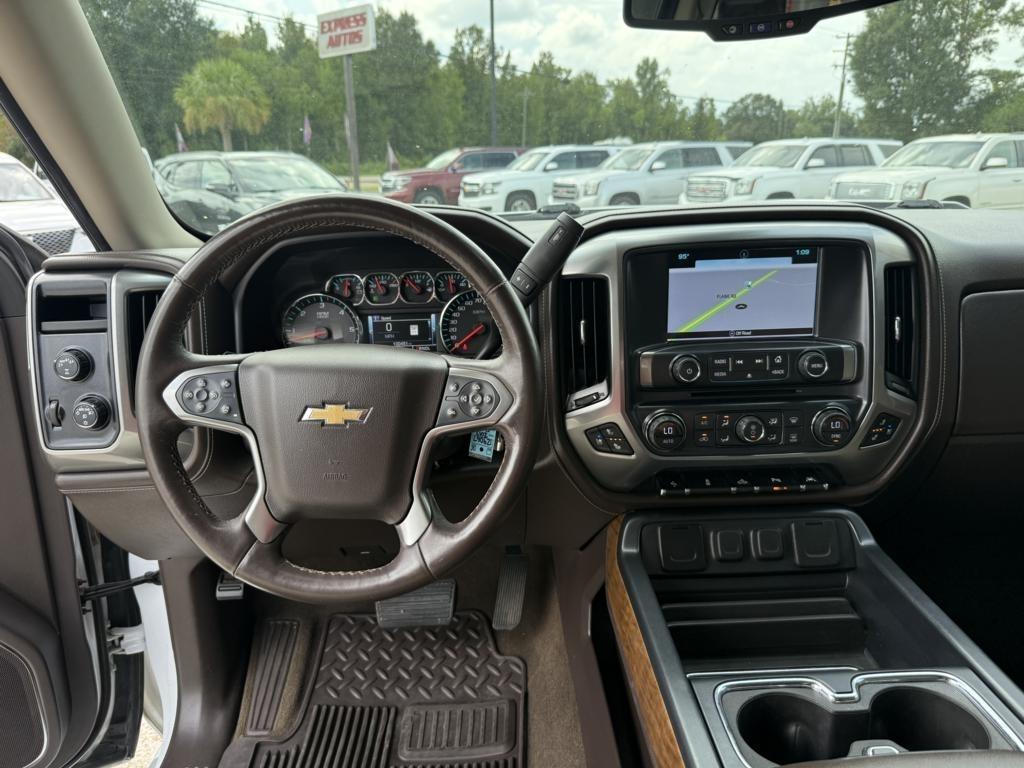 Chevrolet Silverado 1500 4WD Crew Cab 143.5" LTZ w/1LZ 2017