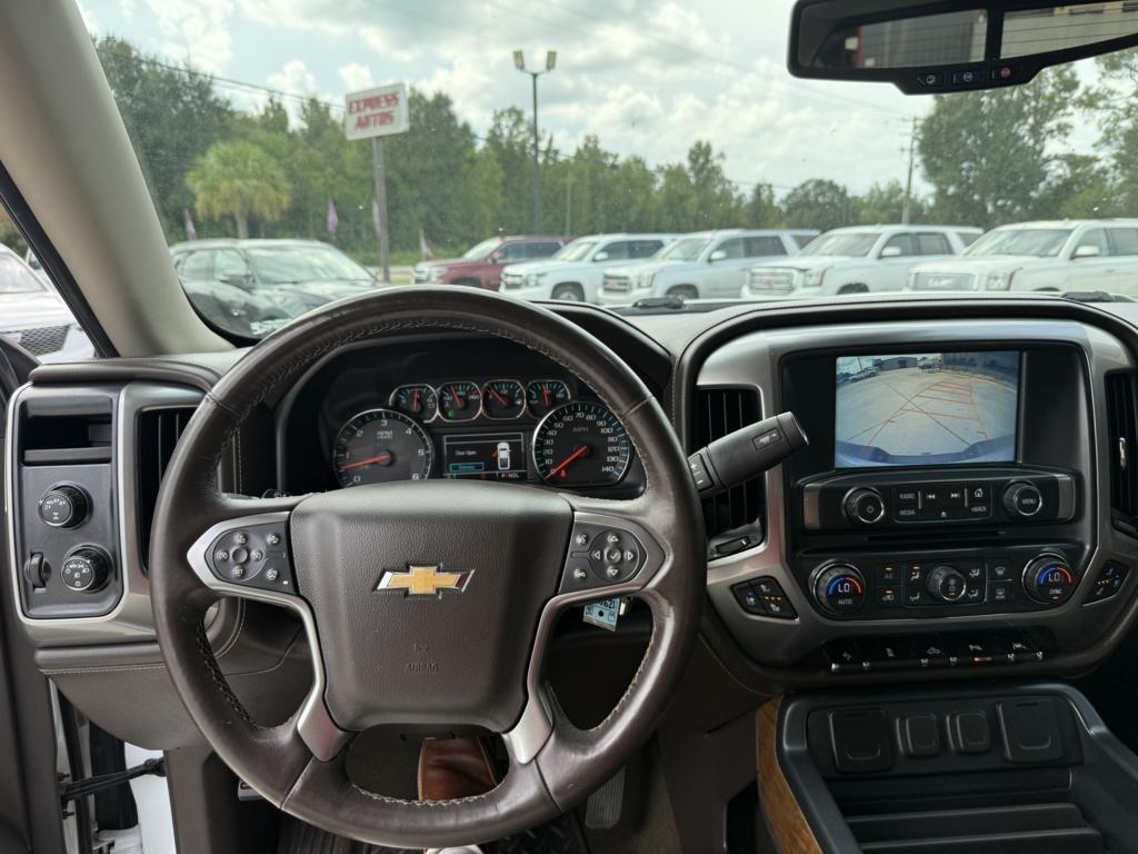 Chevrolet Silverado 1500 4WD Crew Cab 143.5" LTZ w/1LZ 2017