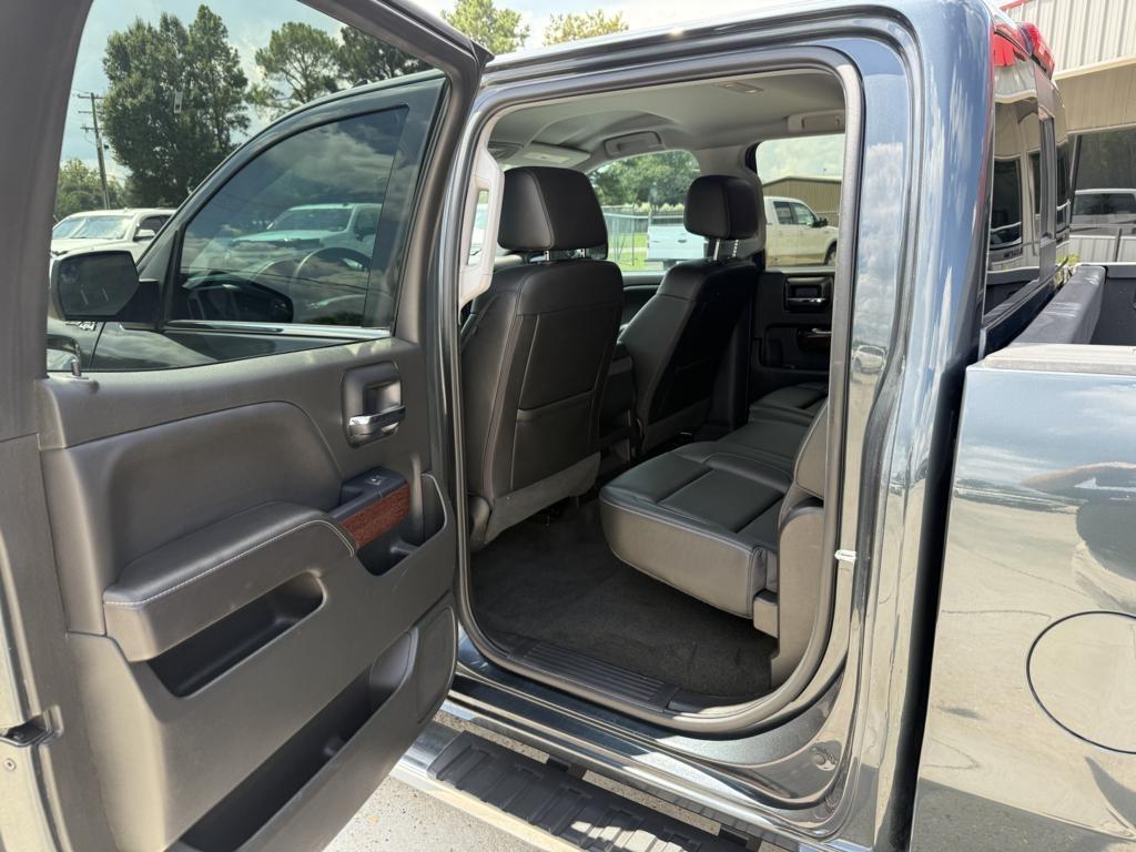 GMC Sierra 1500 4WD Crew Cab 143.5" SLT 2017