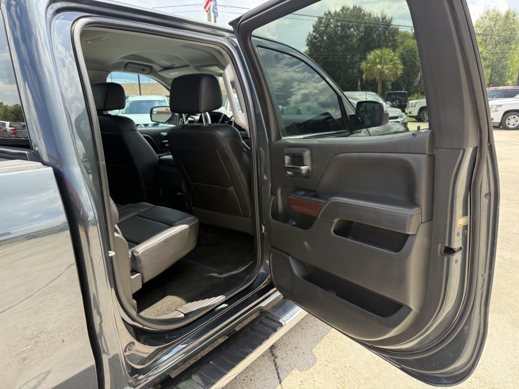 GMC Sierra 1500 4WD Crew Cab 143.5" SLT 2017
