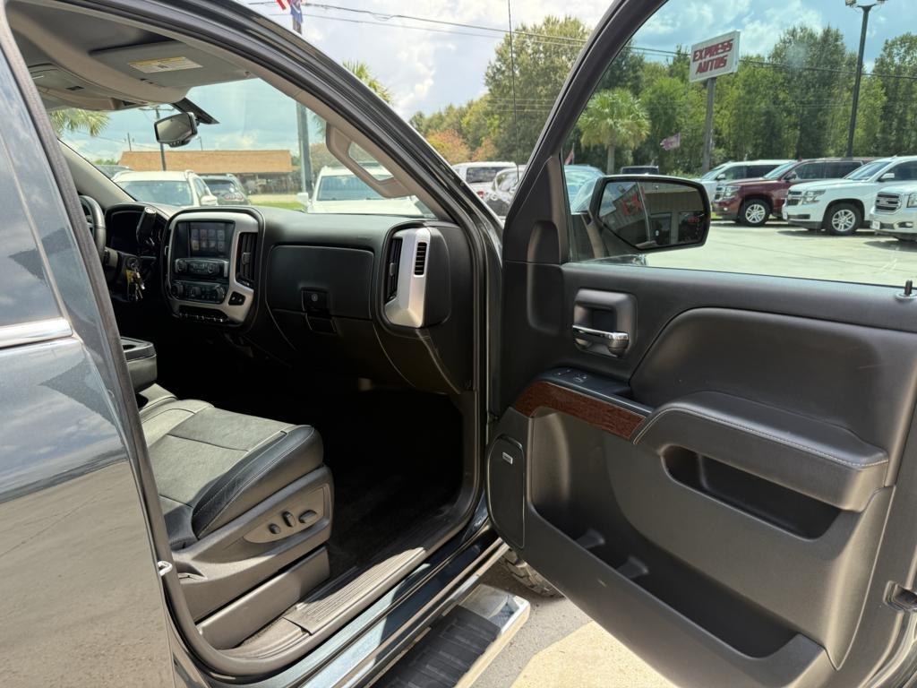 GMC Sierra 1500 4WD Crew Cab 143.5" SLT 2017