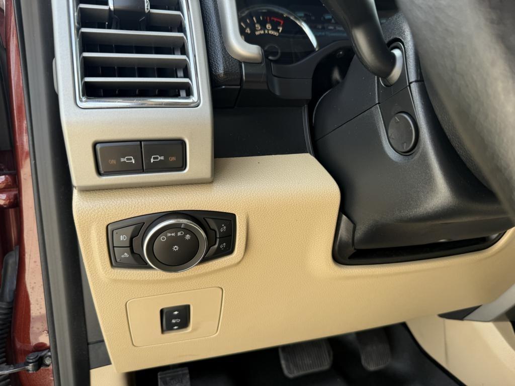 Ford F-150 2WD SuperCrew 157" King Ranch 2015