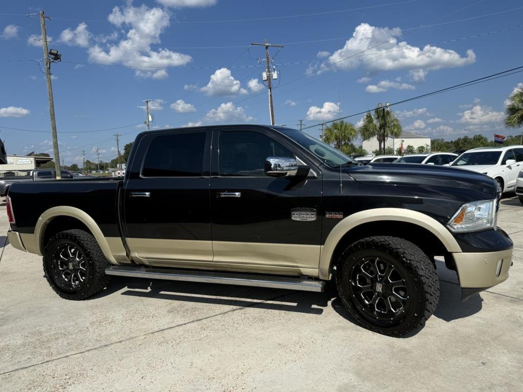 RAM 1500 4WD Crew Cab 140.5" Longhorn 2016