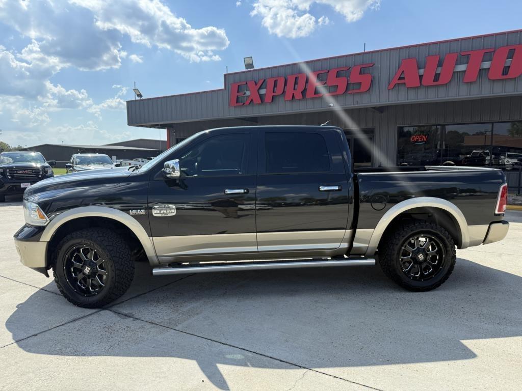RAM 1500 4WD Crew Cab 140.5" Longhorn 2016