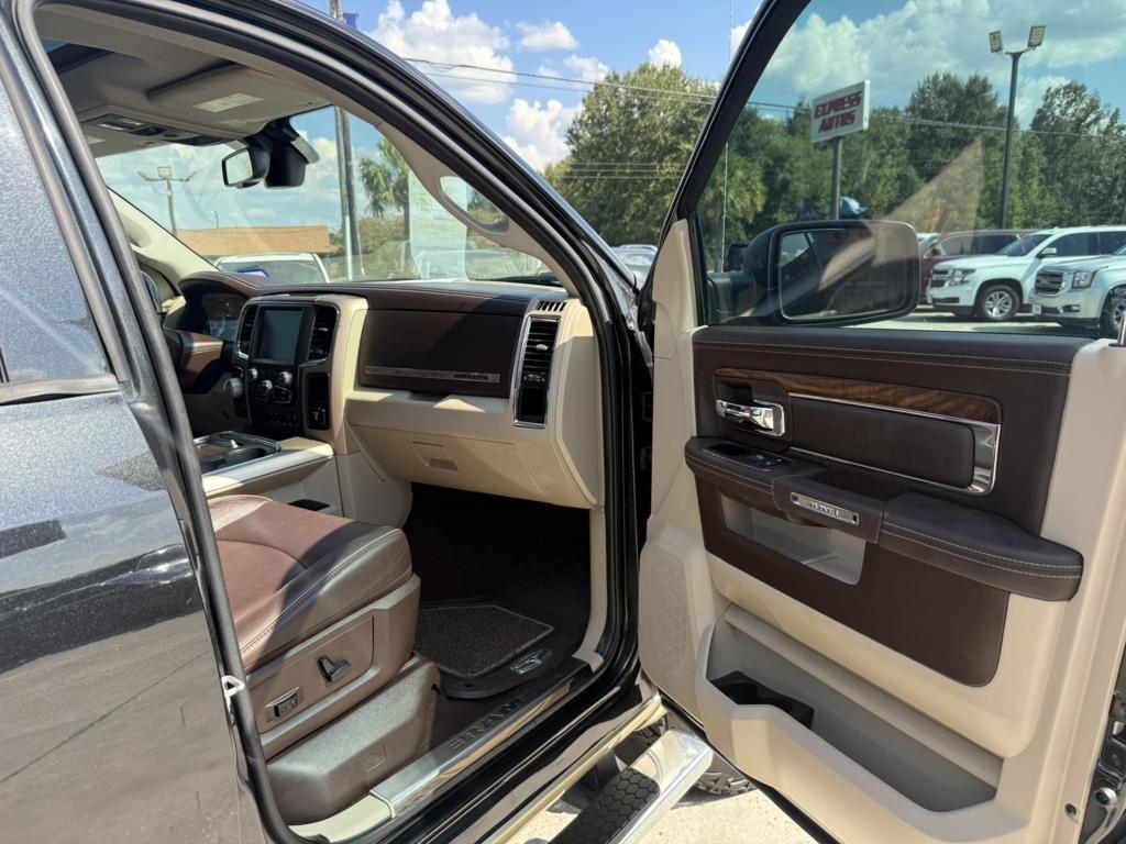 RAM 1500 4WD Crew Cab 140.5" Longhorn 2016