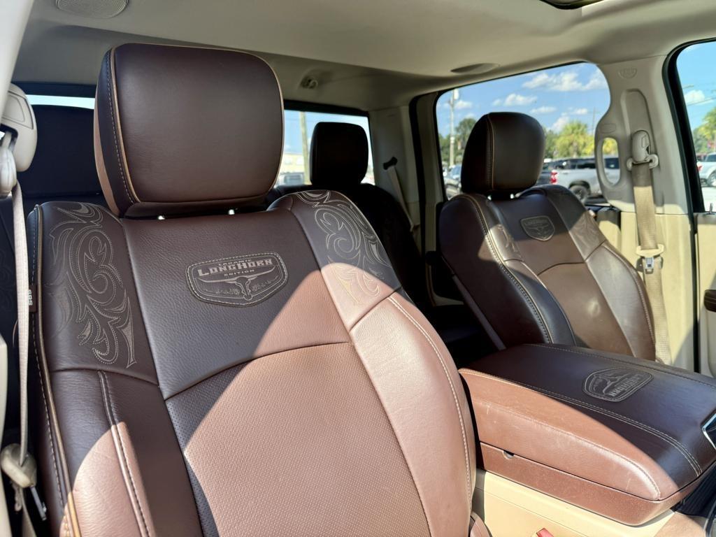 RAM 1500 4WD Crew Cab 140.5" Longhorn 2016