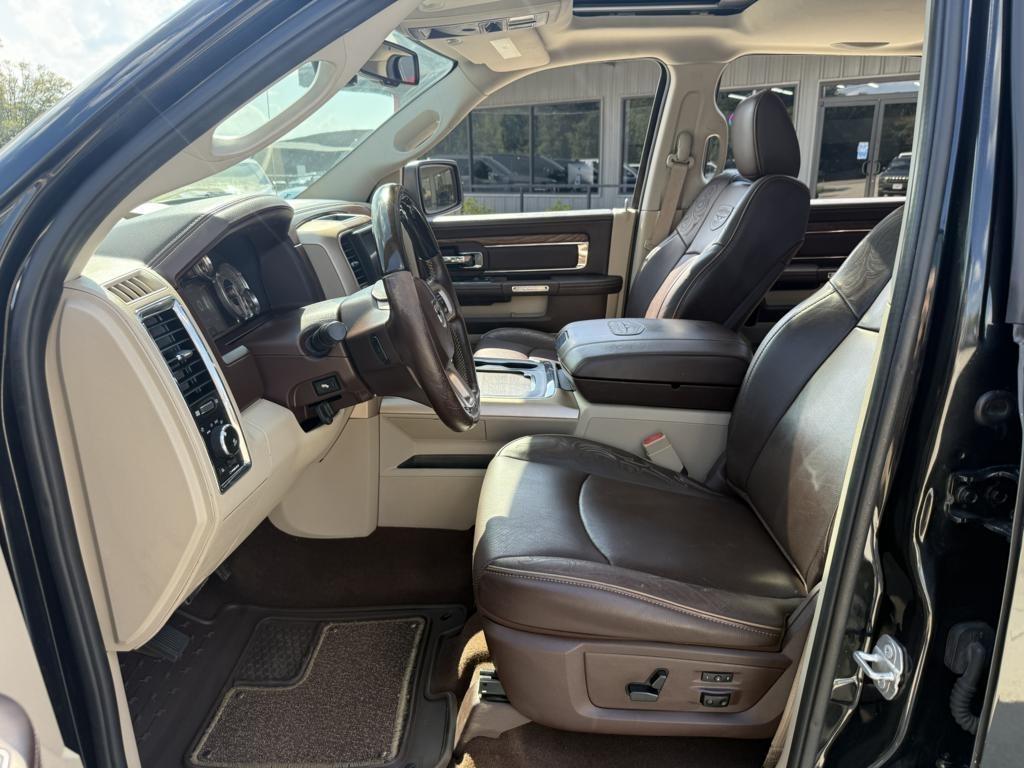 RAM 1500 4WD Crew Cab 140.5" Longhorn 2016