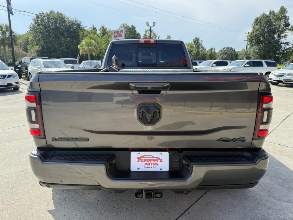 RAM 3500 Laramie 4x4 Crew Cab 8' Box 2020