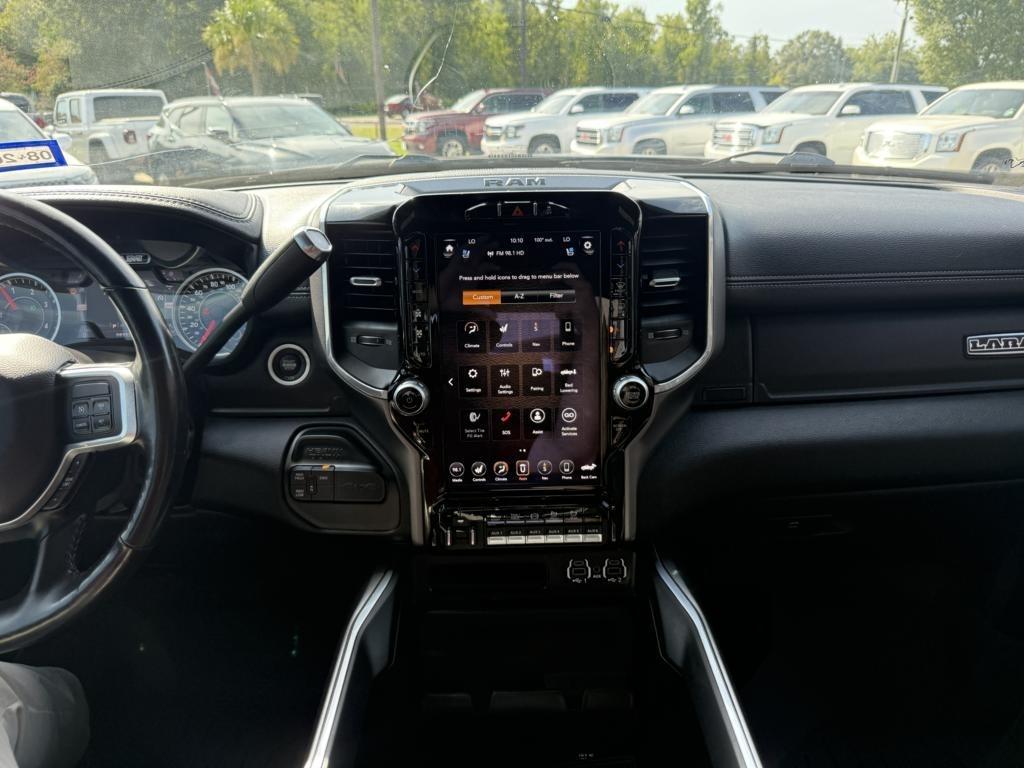RAM 3500 Laramie 4x4 Crew Cab 8' Box 2020
