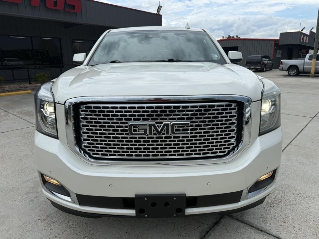 GMC Yukon XL 2WD 4dr Denali 2015