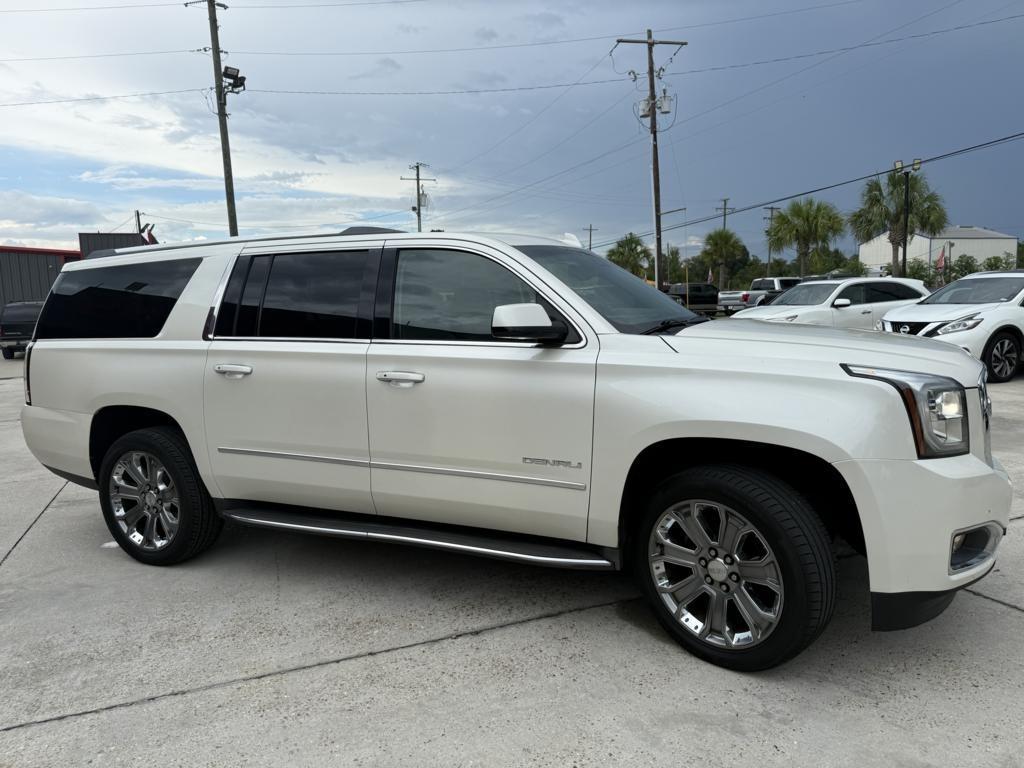 GMC Yukon XL 2WD 4dr Denali 2015