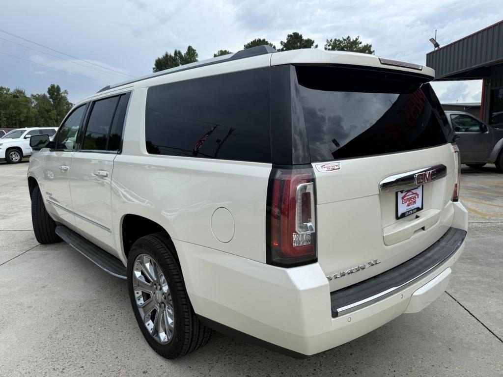 GMC Yukon XL 2WD 4dr Denali 2015