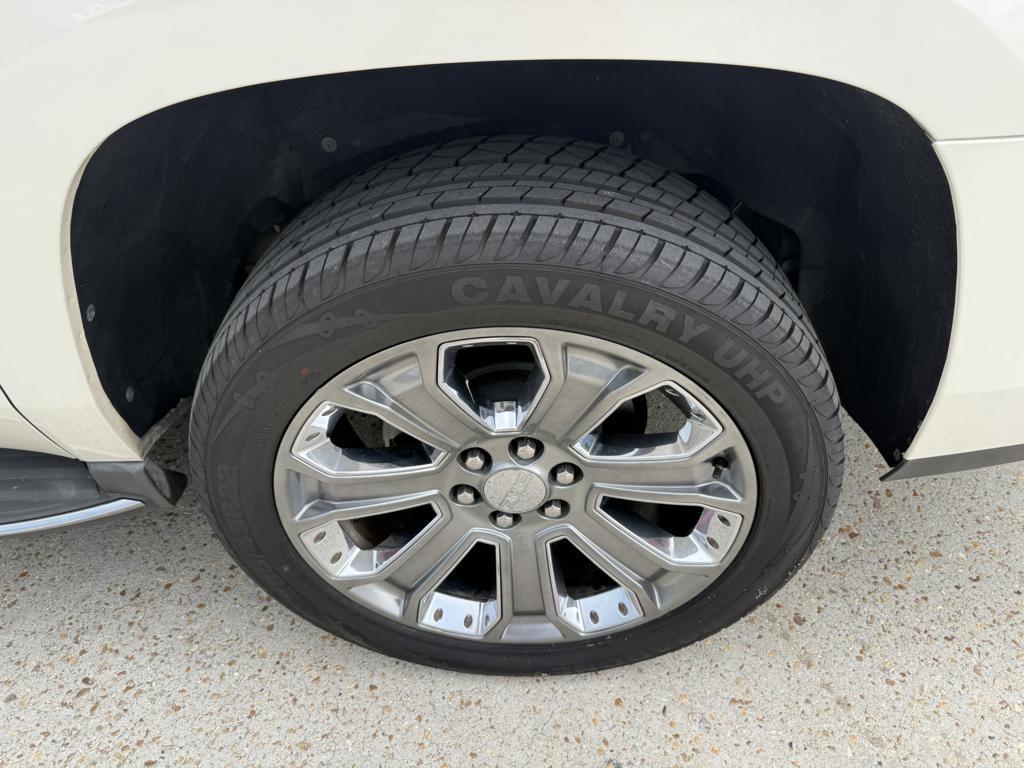 GMC Yukon XL 2WD 4dr Denali 2015