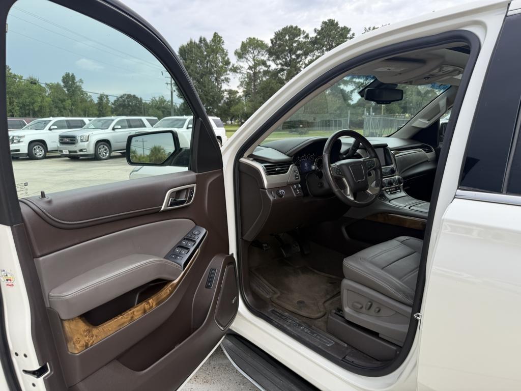 GMC Yukon XL 2WD 4dr Denali 2015
