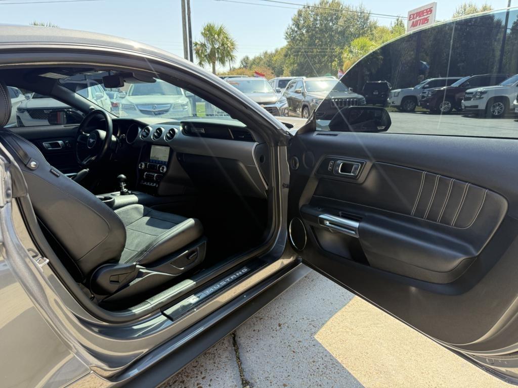 Ford Mustang GT Fastback 2021