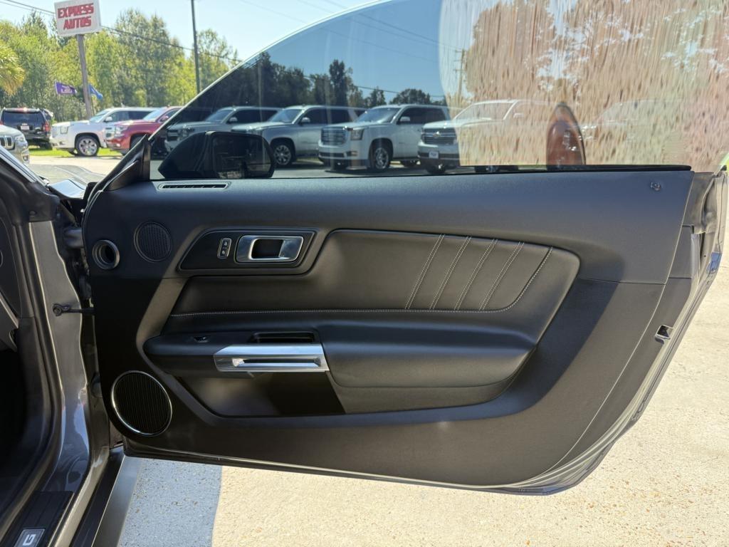 Ford Mustang GT Fastback 2021