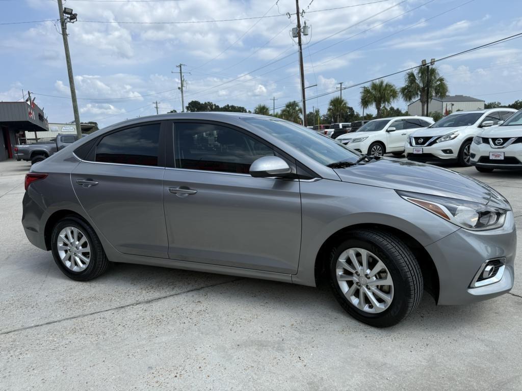 Hyundai Accent SEL Sedan IVT 2022