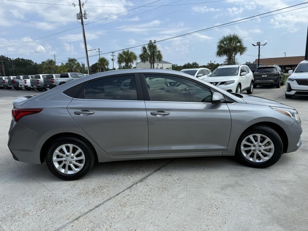 Hyundai Accent SEL Sedan IVT 2022