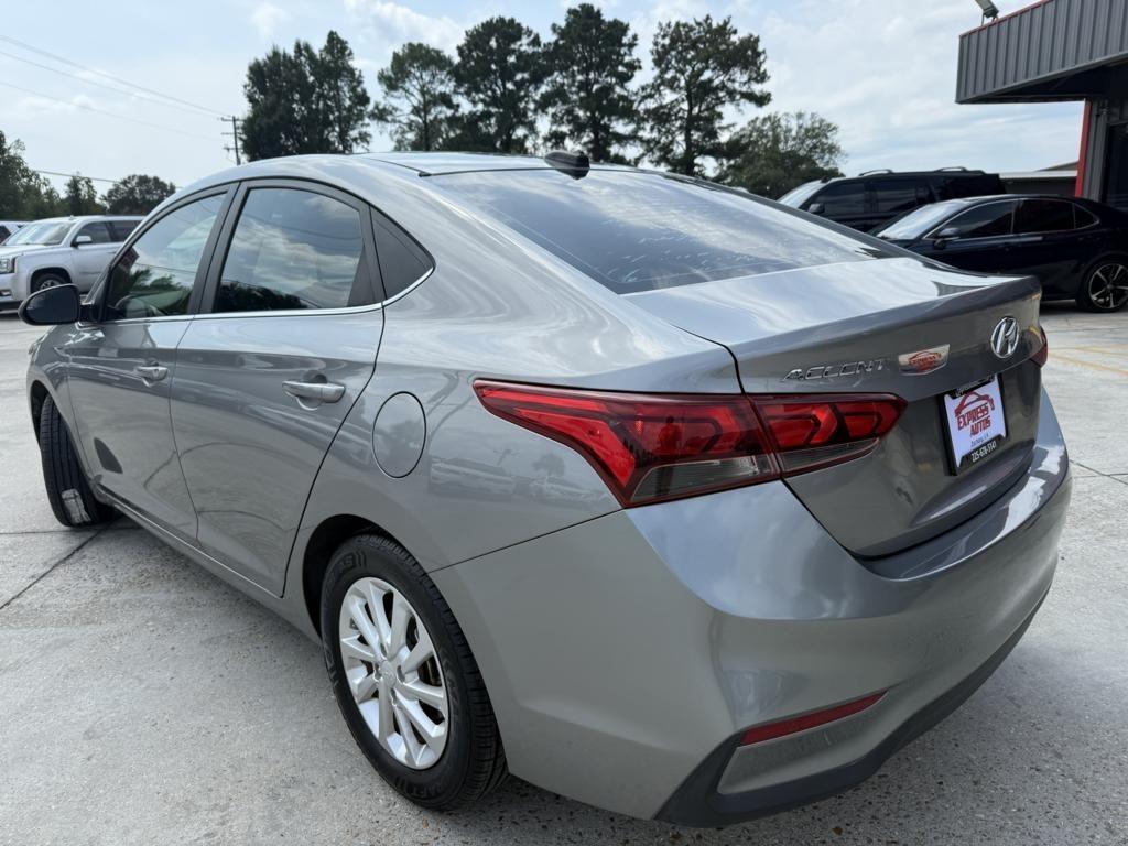 Hyundai Accent SEL Sedan IVT 2022
