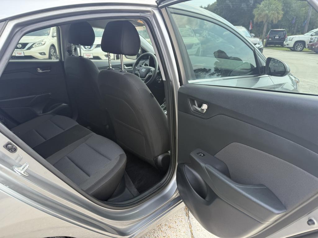 Hyundai Accent SEL Sedan IVT 2022