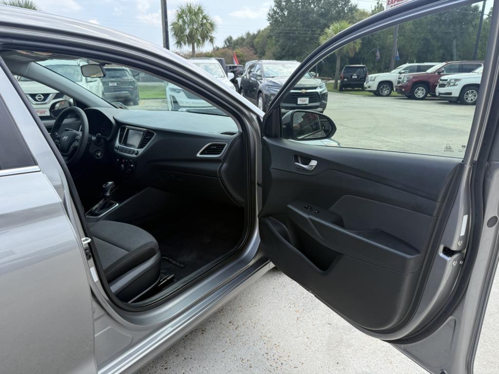 Hyundai Accent SEL Sedan IVT 2022