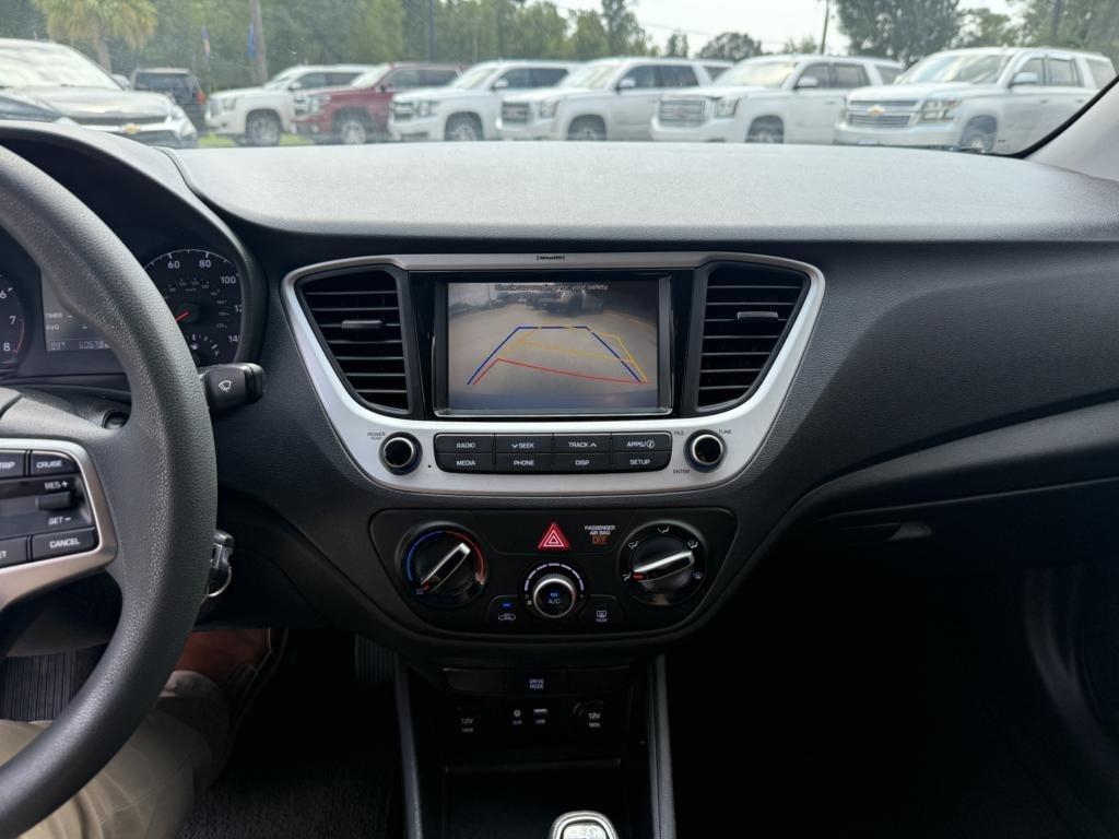 Hyundai Accent SEL Sedan IVT 2022