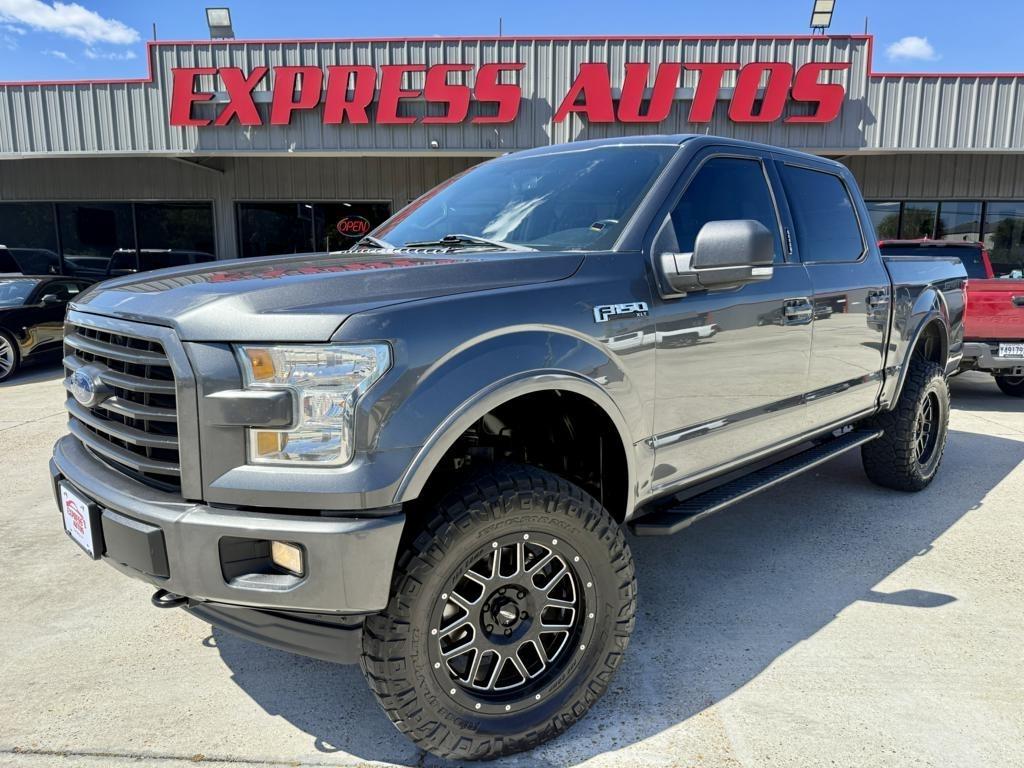 2017 Ford F-150 Platinum 4WD SuperCrew 5.5' Box