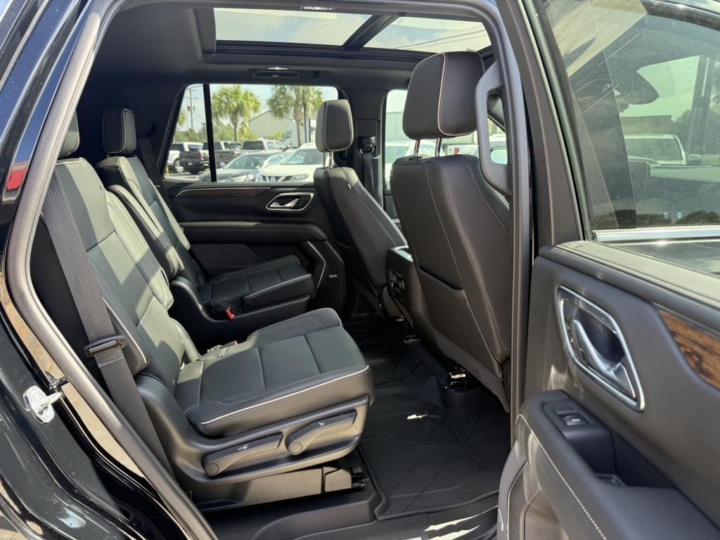 Chevrolet Tahoe 4WD 4dr Premier 2021