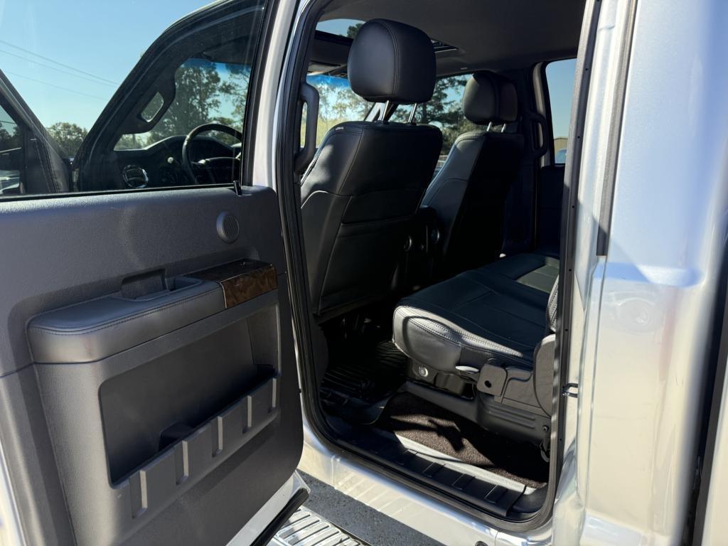 Ford Super Duty F-250 SRW 4WD Crew Cab 172" Platinum 2016