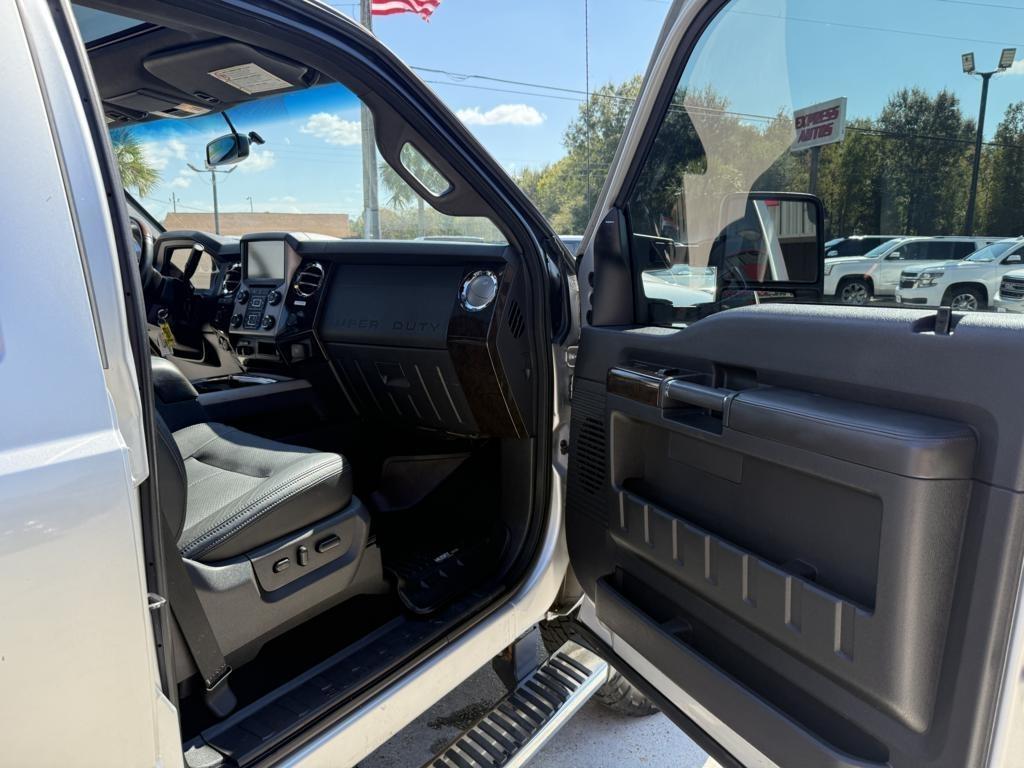 Ford Super Duty F-250 SRW 4WD Crew Cab 172" Platinum 2016