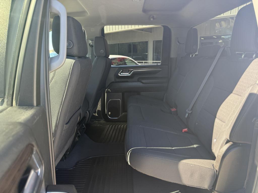 Chevrolet Silverado 3500HD 4WD Crew Cab 172" LT 2024