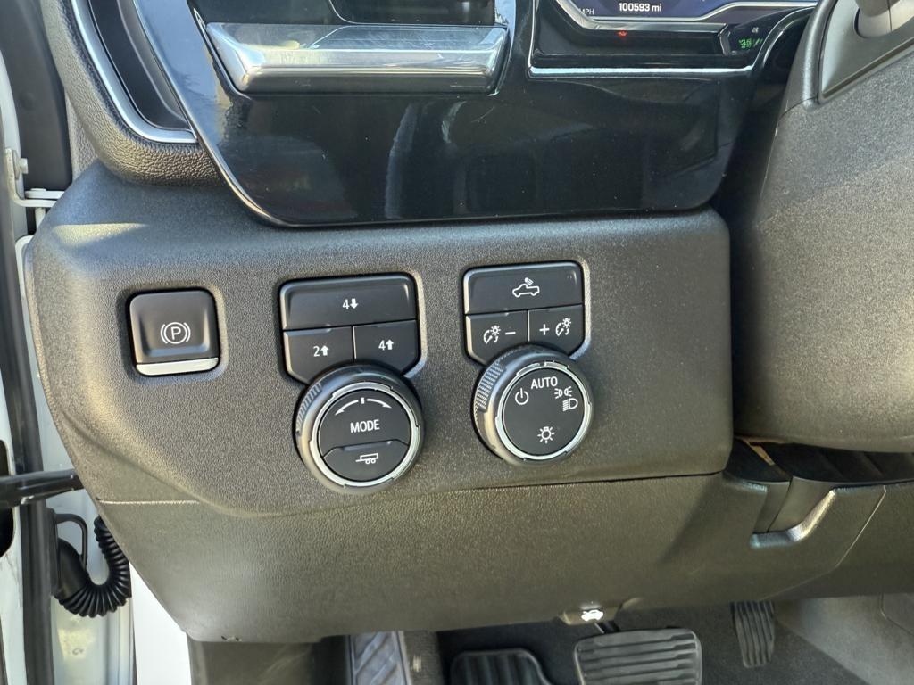Chevrolet Silverado 3500HD 4WD Crew Cab 172" LT 2024