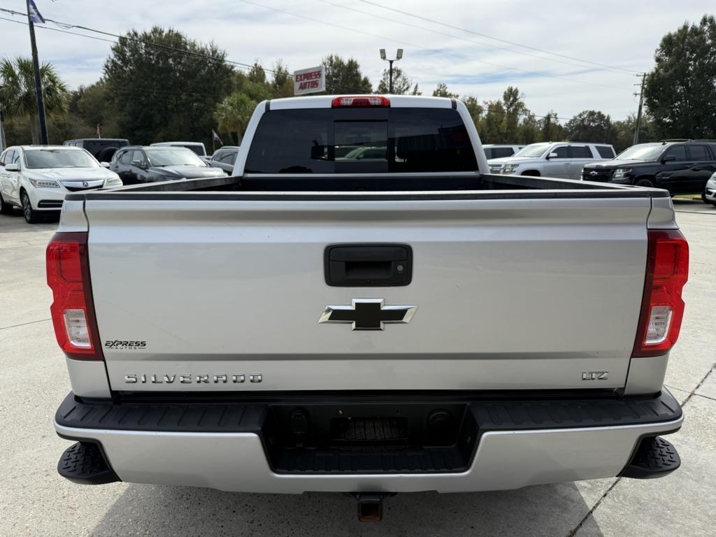 Chevrolet Silverado 1500 4WD Crew Cab 153.0" LTZ w/2LZ 2017