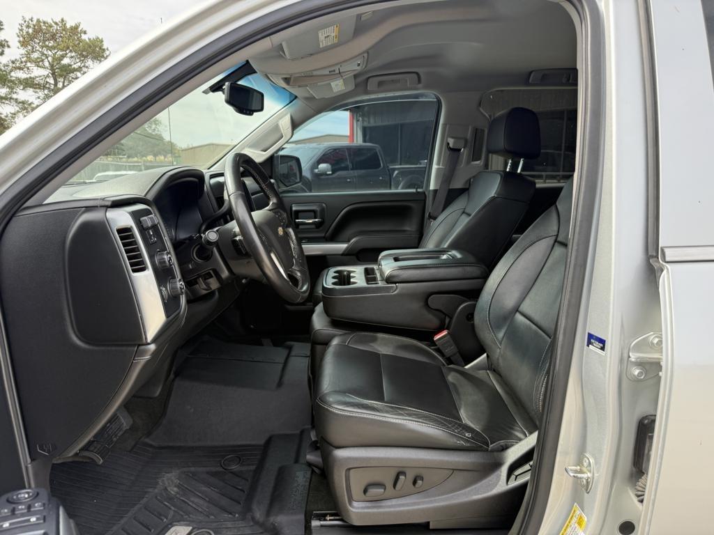 Chevrolet Silverado 1500 4WD Crew Cab 153.0" LTZ w/2LZ 2017