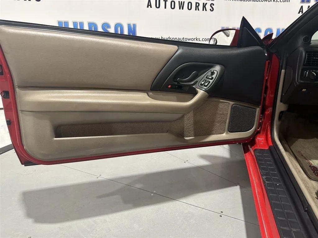 Chevrolet Camaro  1999