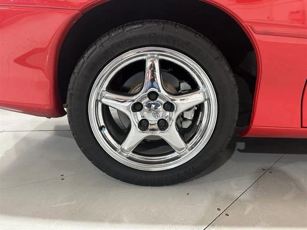 Chevrolet Camaro  1999