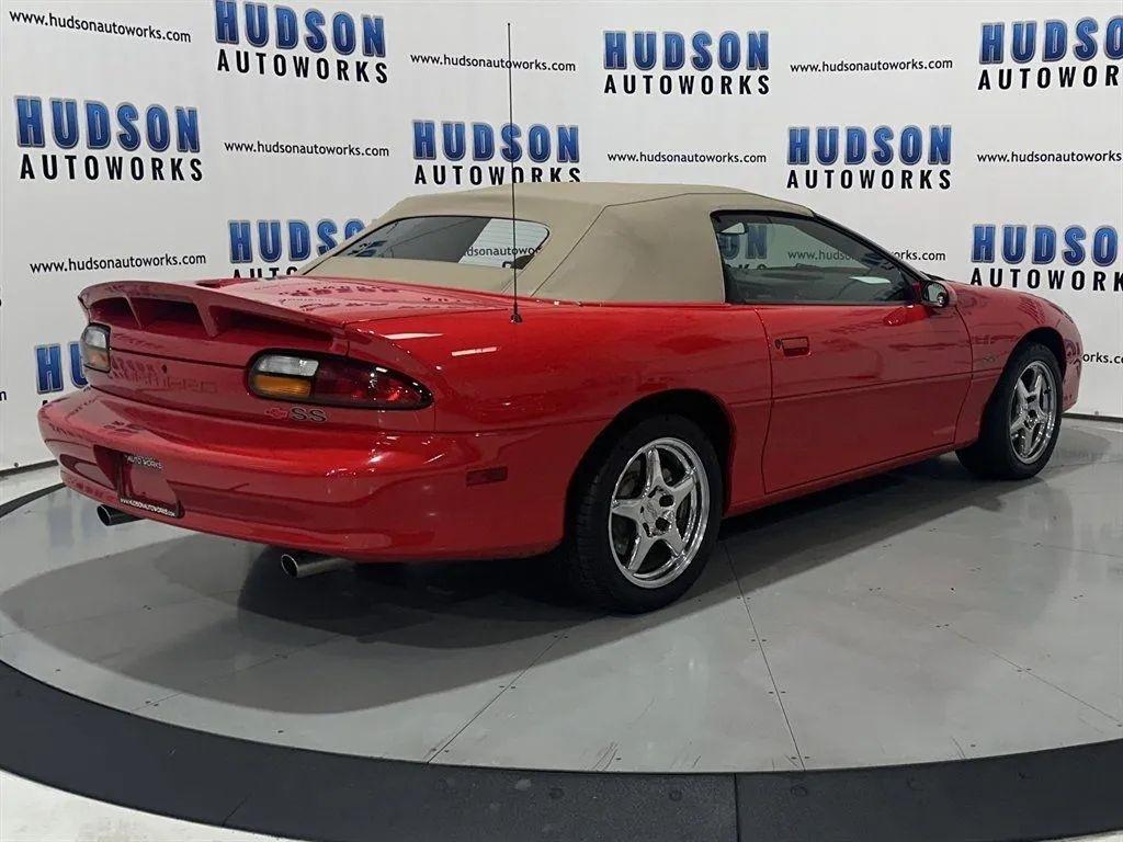 Chevrolet Camaro  1999