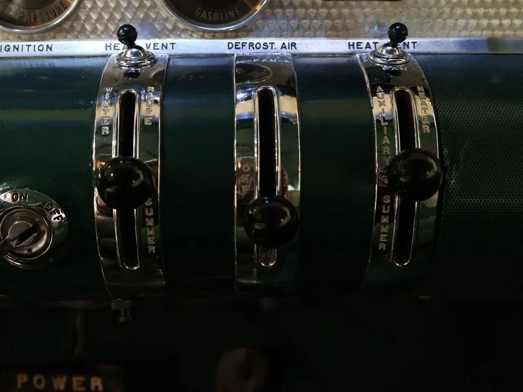 Buick Roadmaster  1954