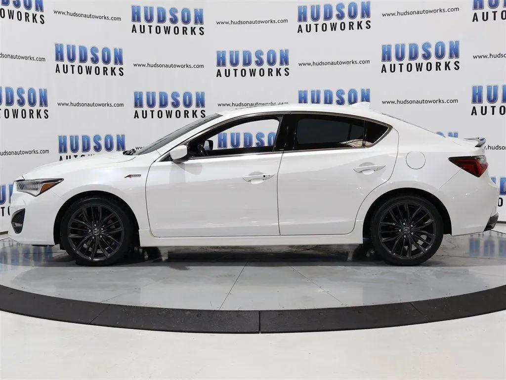 Acura ILX 8-Spd AT w/ Premium & A-SPEC Packages 2020