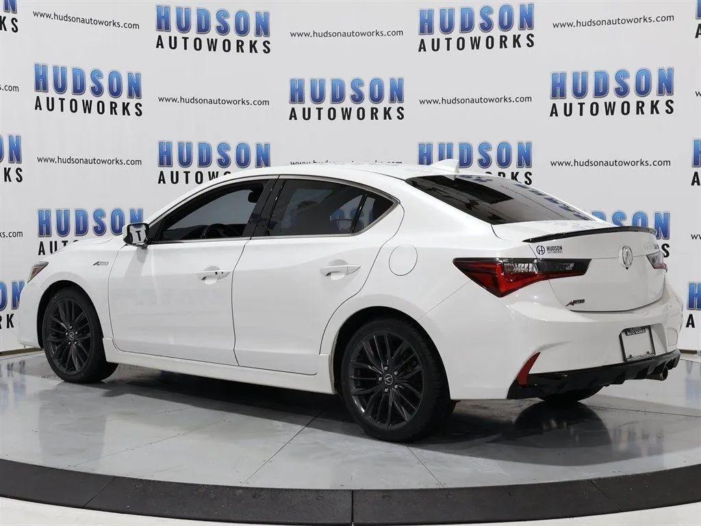 Acura ILX 8-Spd AT w/ Premium & A-SPEC Packages 2020