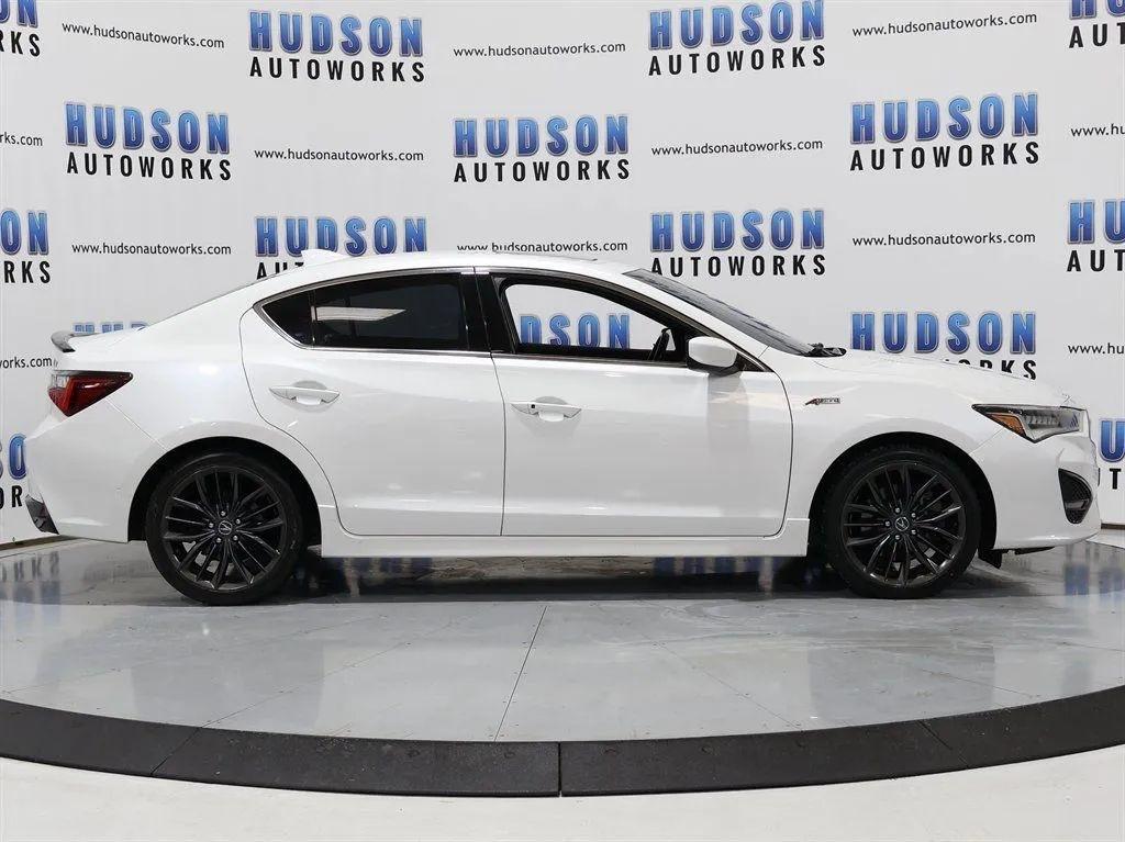 Acura ILX 8-Spd AT w/ Premium & A-SPEC Packages 2020