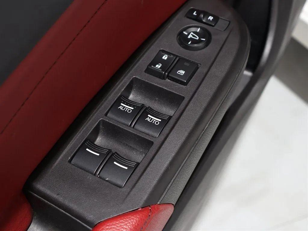 Acura ILX 8-Spd AT w/ Premium & A-SPEC Packages 2020