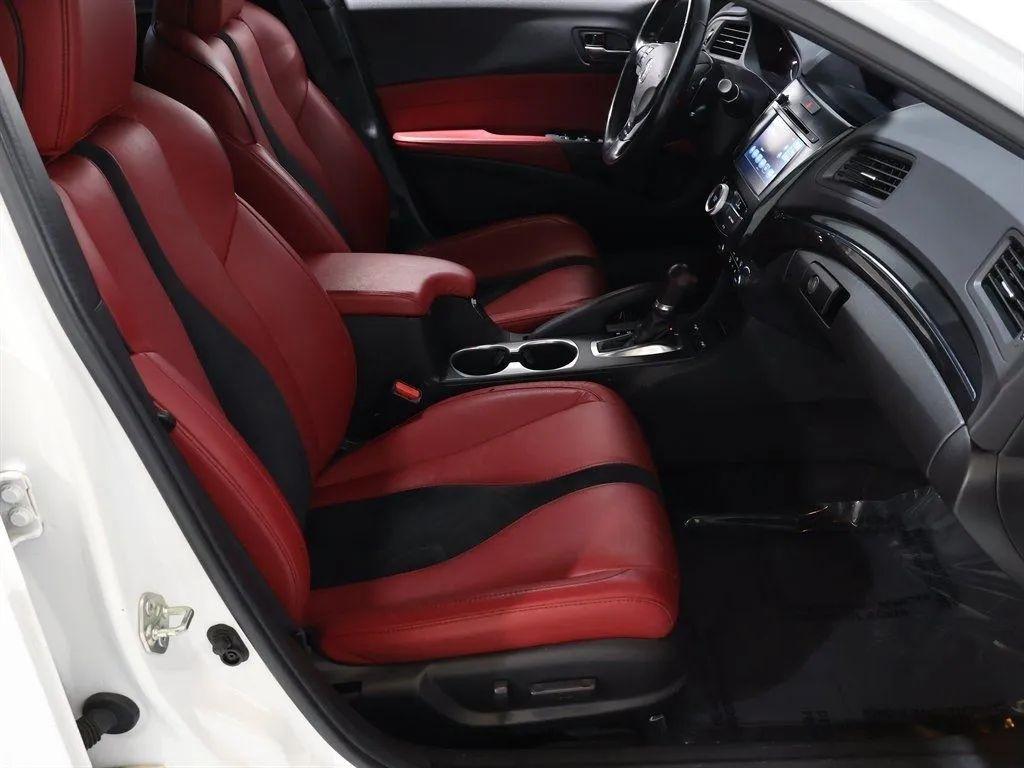 Acura ILX 8-Spd AT w/ Premium & A-SPEC Packages 2020